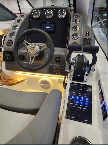 TRITON 350 5